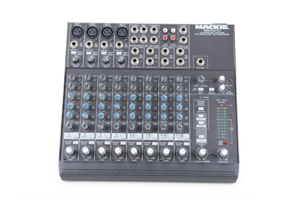 Mackie 1202 Mixer